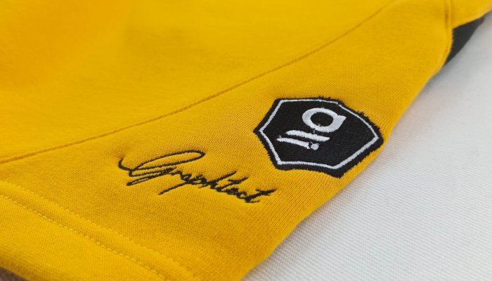 filter: 0; fileterIntensity: 0.0; filterMask: 0; captureOrientation: 0; module: photo;
hw-remosaic: false;
touch: (-1.0, -1.0);
modeInfo: ;
sceneMode: 8;
cct_value: 5642;
AI_Scene: (-1, -1);
aec_lux: 118.0;
aec_lux_index: 0;
hist255: 0.0;
hist252~255: 0.0;
hist0~15: 0.0;
albedo:  ;
confidence:  ;
motionLevel: 0;
weatherinfo: null;
temperature: 34;